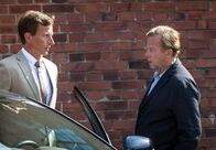 Mankells Wallander – NDR Fernsehen MANKELLS WALLANDER - VERRAT Uhr. Kommissar Wallander (Krister Henriksson) glaubt, dass Eric Wredin (Tobias Zilliacus) seine Frau umgebracht hat.