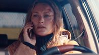 Kommissar Wisting – Bei der spektakulären Flucht eines Serienmörders gerät Wistings Tocher Line (Thea Green Lundberg) in die Schusslinie.