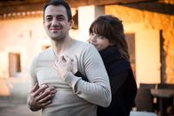 Profiling Paris – Gabriel (Jérôme Robart, l.); Adèle (Juliette Roudet, r.)
