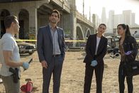 Lucifer – v.l.n.r.) Dan (Kevin Alejandro); Lucifer (Tom Ellis); Chloe (Lauren German); Ella (Aimee Garcia)