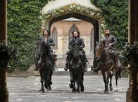 Die Musketiere – (v.l.n.r.) D'Artagnan (Luke Pasqualino); Athos (Tom Burke); Porthos (Howard Charles)