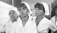 Die Seefee – - Hilde (Helga Hahnemann, l.), Biggi (Katrin Martin) und Anne (Ingrid Berger-Föhr, r.).