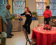 Abbott Elementary – v.li.: Mr. Johnson (William Stanford Davis), Melissa Schemmenti (Lisa Ann Walter), Barbara Howard (Sheryl Lee Ralph)