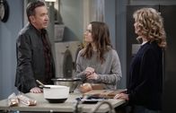 Last Man Standing – (v.l.n.r.) Mike Baxter (Tim Allen); Eve Baxter (Kaitlin Dever); Vanessa Baxter (Nancy Travis)