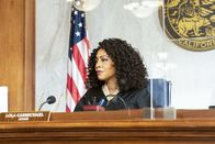All Rise - Die Richterin – Lola Carmichael (Simone Missick)