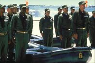 Die Akte Jane – Jordan O'Neill (Demi Moore, M.), ein weiblicher Lieutenant der US Navy, will sich und anderen beweisen, dass sie das brutale Ausbildungsprogramm der US "Navy Seals" als erste Frau erfolgreich durchstehen kann ...