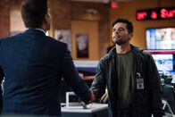 Navy CIS – Bei den Ermittlungen in einem neuen Fall, arbeiten DiNozzo (Michael Weatherly, l.) und DEA Agent Luis Mitchell (John Gabriel, r.) zusammen ...
