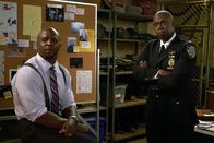 Brooklyn Nine-Nine – Brooklyn Nine-Nine (2015)