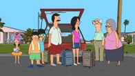 Bob's Burgers – Wollen zusammen ein paar Tage in Florida verbringen. Doch kann das gutgehen? Bob (M.), Linda (3.v.r.), Louise (l.), Gene (2.v.l.), Tina (3.v.l.), Lindas Vater (2.v.r.) und Lindas Mutter (r.) ...