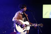 Austrofreds Barcelona – Nino Mandl alias Der Nino aus Wien. Foto: ORF/RKH-RADIOKULTURHAUS/Rania Moslam. Veröffentlichung honorarfrei nur für redaktionelle Berichterstattung in Sendungszusammenhang und mit Copyrightangabe. Kontakt: foto@orf.at