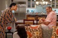Black-ish – Tracee Ellis Ross (Rainbow 'Bow' Johnson), Laurence Fishburne (Pops Johnson).