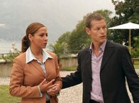 La dolce Rita – Rita (Simone Thomalla) befindet sich auf einem "Benimm-Seminar" am Comer See und bekommt überraschend Besuch von ihrem Verlobten Paul (Steffen Wink).