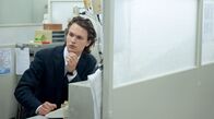 Tokyo Vice – Jake (Ansel Elgort) behauptet sich immer besser.