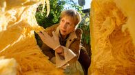SOKO Wismar – Zunächst nimmt Dr. Helene Sturbeck (Katharina Blaschke) das Vorfinden eines "getöteten" Kürbis' mit Humor. Doch schon bald stoßen die Ermittler der SOKO Wismar auf ein Geflecht von falschem Ehrgeiz und gekränkten Eitelkeiten. Jeder der Verdächtigen scheint, sein eigenes Süppchen zu kochen. Streiten die beteiligten Parteien tatsächlichen um den größten Kürbis? Die Ermittler müssen die richtigen Fragen stellen!