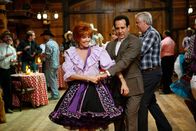 Monk – Brooke Adams (Sheriff Maggie Butterfield), Tony Shalhoub (Adrian Monk).