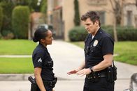 The Rookie – Nolan (Nathan Fillion) und Harper (Mekia Cox) sind wieder auf Streife, doch Harper ist etwas neben der Spur. Sie hat einen wichtigen Termin, den sie nicht versäumen darf - komme was wolle.