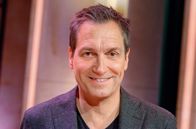 Nuhr im Ersten – "Nuhr im Ersten", angriffslustiges und scharfzüngiges politisches Kabarett mit Dieter Nuhr.