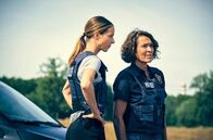Tatort – Lena Odenthal (Ulrike Folkerts, r.) und Johanna Stern (Lisa Bitter) fürchten eine gefährliche Eskalation ihrer Ermittlung