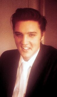 Elvis '56 – Elvis Presley.