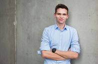 heute-show (ZDF) – Fabian Köster moderiert "heute-show extra - Next Stop Köster".