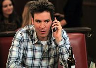 How I Met Your Mother – Nimmt wieder Kontakt zu seiner Ex-Freundin Victoria auf: Ted (Josh Radnor) ...