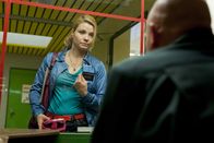 Danni Lowinski – Ihre Freundin Bea steckt in großen Schwierigkeiten - doch kann Danni (Annette Frier, l.) ihr helfen?; Ihre Freundin Bea steckt in großen Schwierigkeiten - doch kann Danni (Annette Frier, l.) ihr helfen?