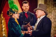 Claws – Dale Dickey (Juanda Husser), Kevin Rankin (Bryce), Dean Norris (Uncle Daddy).