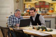 Man with a Plan – (v.li.) Matt LeBlanc (Adam Burns), Matt Cook (Lowell).