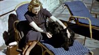 Hitlers Hofstaat – Nach dem Selbstmord von Hitlers Nichte Geli Raubal wird die 19-jährige Eva Braun seine Gefährtin.