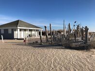 When Sharks Attack - Hai-Alarm – Lifeguard facility at Robert Moses State Park.