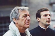 Der Stellvertreter – Costa-Gavras (li.) und Mathieu Kassovitz (re.) im Jahr 2002