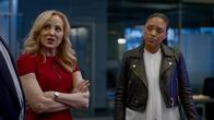 Bull – Marissa Morgan (Geneva Carr, l.); Danny James (Jaime Lee Kirchner, r.)
