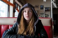 Invisible Sue - Plötzlich unsichtbar – Sue (Ruby M. Lichtenberg) ist eine Einzelgängerin.