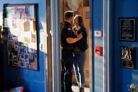 Station 19 – Grey Damon (Jack Gibson), Kelly Thiebaud (Eva Vasquez).