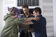 Future Man – v.l.n.r.) Tiger (Eliza Coupe); Wolf (Derek Wilson); Josh Futturman (Josh Hutcherson)