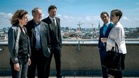Tatort – (v.li.): Bibi Fellner (Adele Neuhauser), Moritz Eisner (Harald Krassnitzer), Oberst Ernst Rauter (Hubert Kramar), Lukas Kragl (Sebastian Wendelin), Dr. Maria Digruber (Franziska Hackl).