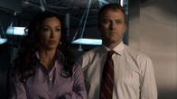 The Border – Bianca LeGarda (Sofia Milos) und Mike Kessler (James McGowan)