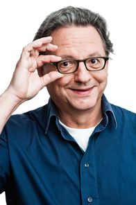 Grünwald Freitagscomedy – Günter Grünwald zeigt sein erfolgreiches Bühnenprogramm "Deppenmagnet".