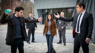 Der Beschützer – Jan (Tobias Oertel, re.) und Rasha (Sabrina Amali, Mitte) versuchen Hamsa (Aziz Dyab, li.) von einer schlimmen Tat abzubringen.