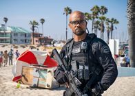 S.W.A.T. – Daniel 'Hondo' Harrelson (Shemar Moore) Die Verwendung des sendungsbezogenen Materials ist nur mit dem Hinweis und Verlinkung auf RTL+ gestattet.; Daniel 'Hondo' Harrelson (Shemar Moore) Die Verwendung des sendungsbezogenen Materials ist nur mit dem Hinweis und Verlinkung auf RTL+ gestattet.