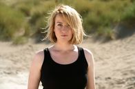 Alice – Nina Gummich als Alice Schwarzer