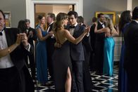 Scorpion – Wird es Paige (Katharine McPhee, Mitte l.) gelingen Walter (Elyes Gabel, Mitte r.) dazu zu bringen sich wenigstens etwas wie ein normaler Mensch zu verhalten?