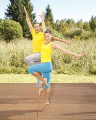 Tele-Gym – Das Ziel ist es, Wege aus dem alltäglichen Stress und der Anspannung zu finden und Schmerzen gar nicht erst aufkommen zu lassen. Diese Übungen kann man keicht in den Alltag einfügen - sei es im Büro, zu Hause oder auf Reisen. Johanna Fellner gibt Training-Tipps.