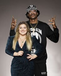 American Song Contest 2022 – Kelly Clarkson und Snoop Dogg