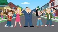 American Dad! – Vorne, l-r: Klaus, Steve, Francine, Stan, Hayley und Jeff