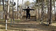 Herr Ostrowski sucht das Glück – Michael Ostrowski geht beim Training der Polizeisondereinheit Cobra an seine Grenzen um dort das Glück zu finden.