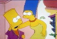 Die Simpsons – Marge stellt Bart wegen des Ladendiebstahls zur Rede.