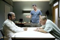 CopStories – (v.li.): Murali Perumal (Vater von Indira), Fahri Yardim (Abteilungsinspektor Altan Uslu), Martin Zauner (Gruppeninspektor Wilmer Eberts).