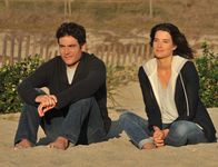 How I Met Your Mother – Ist Ted (Josh Radnor, l.) noch immer nicht über Robin (Cobie Smulders, r.) hinweg?