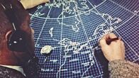 Geheimakte Atombombe – Bei strategischen Bombardierungen werden gezielt Militärstützpunkte des Gegners ins Visier genommen, um ihn zu schwächen - der Wirkungsradius einer Atombombe ist aber weitaus größer.